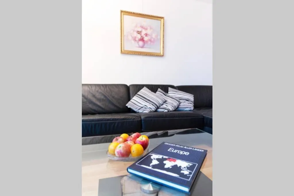 New, Quiet Flat Next To U1, Vic, Shopping Mall,... Wien 0*,