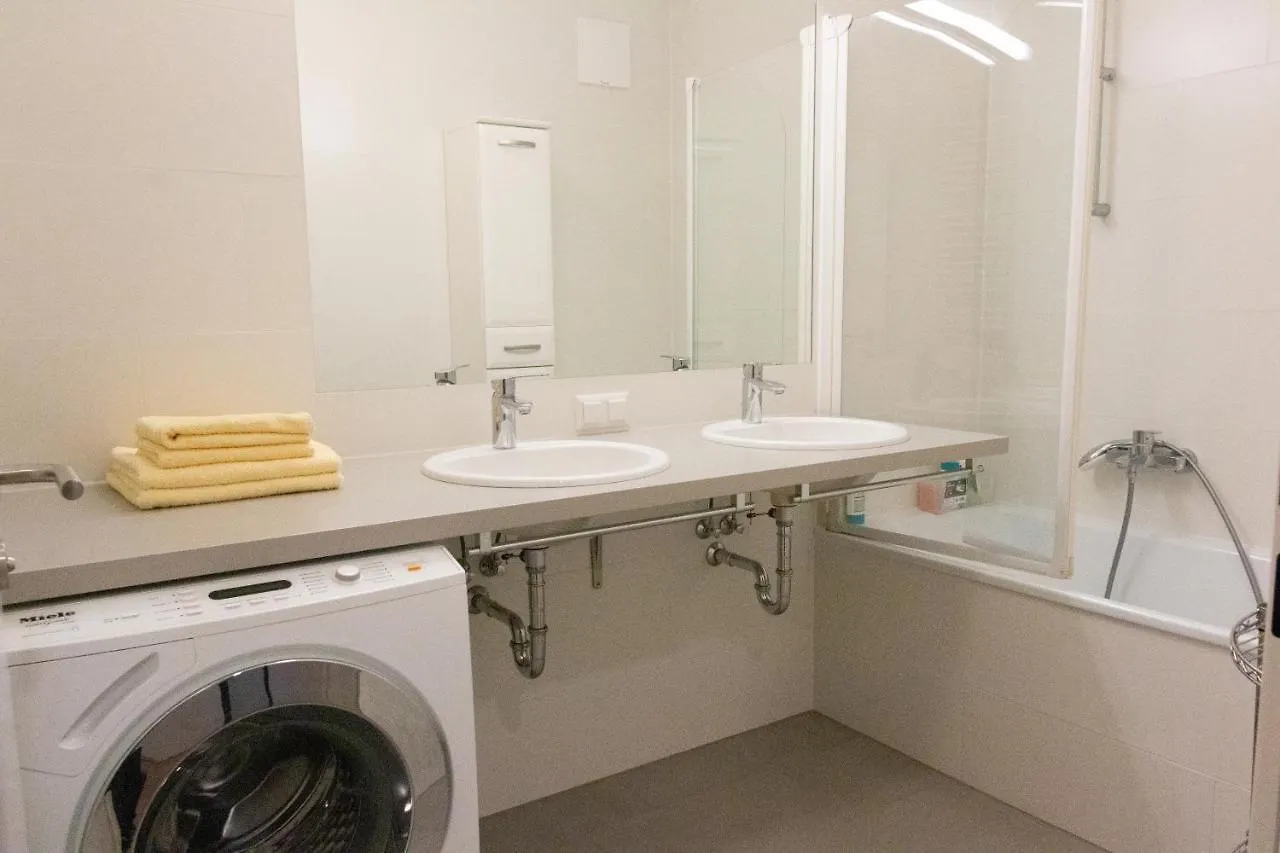 New, Quiet Flat Next To U1, Vic, Shopping Mall,... Wien Österreich